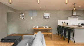 PenthouseStays nr Notting Hill - Luxury 2 Bedroom King Bed Apartment - near Portobello Road - Image 4