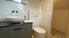 La Suite de l'Abbaye - climatisation et petit dej - Image 2