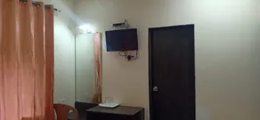 Hotel Radha Krishna Residency - Image 2
