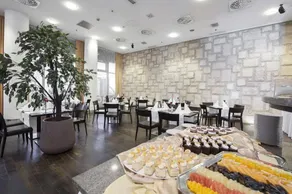 Arcotel Allegra Zagreb - Image 2
