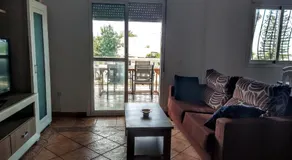 Chalet con piscina en Níjar - Image 2