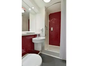 Travelodge Liverpool Central The Strand - Image 4