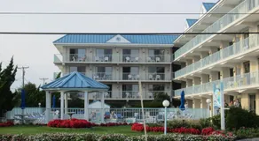 Sea Crest Inn - Image 5