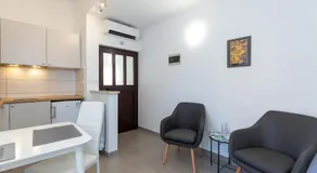 Apartment 3F - Image 5