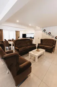 Royal Alpin Crown - Image 2