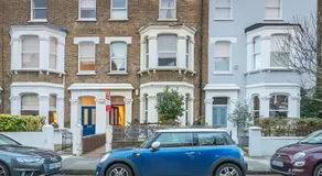 StarNest Shepherd's Bush - Image 4