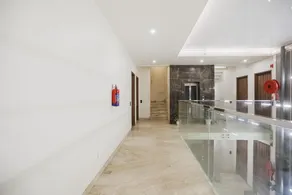 Super Townhouse The AMV Hotel - Image 5
