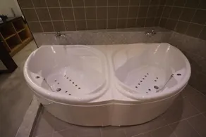Savoy Hotel - Image 4