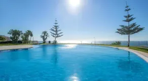 Luxury apartment Benalmadena First line - Image 4