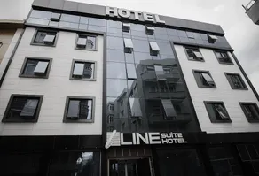 Line Suite Hotel - Image 4