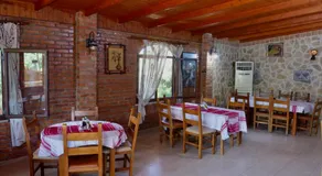 Sofra e Vjeter Restaurant and Guesthouse - Image 5