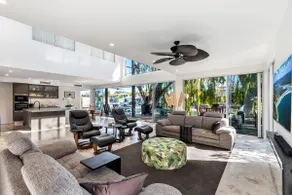 Waterfront Home - Jetty, inground pool - Image 3