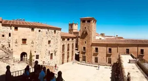El Escondite de la Muralla - Image 3