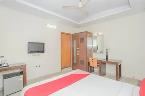 Western Suites Hotel / Spa - Image 2