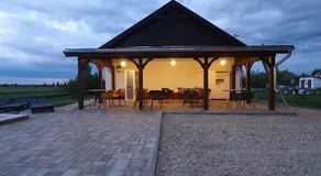 Tisza White House - Image 4
