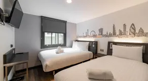 easyHotel Victoria - Image 2