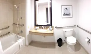Wyndham Providence Airport - Image 3