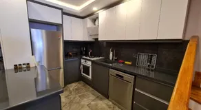 Özel havuz ve deniz manzaralı yeni villa - Image 5