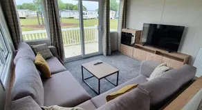 FLAMINGO LAND RESORT YORKSHIRE - Image 2
