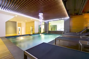 The Scenery City Hotel - Image 3