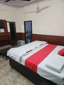 BRIGHT GUEST HOUSE - Image 3