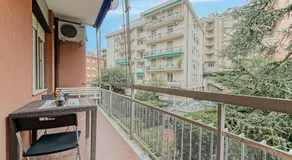Genova Sturla Elegant Apartment - Image 4