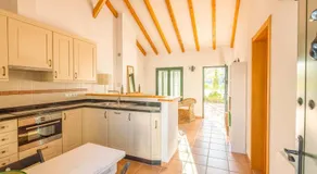 Casa Maurus by Rosas Cantares - Image 2