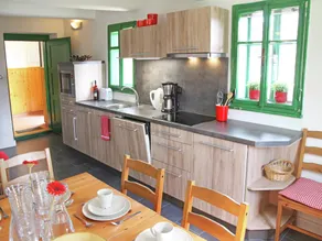 Authentic holiday home with garden near Trutnov - Image 5
