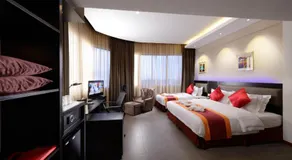 E-RED HOTEL KUANTAN - Image 2