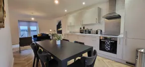 Hybrid Resi - Mitcham  - Image 4