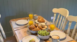 Wisteria Cottage - Image 5