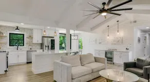Charming Ranch Home Near Dell with Cocktail Pool - Image 3