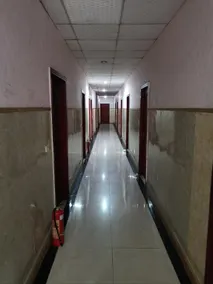 Huaxin Hotel - Image 4