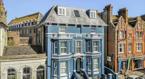 Stylish Eco Aparthotel in Folkestone - Image 2