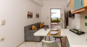 FNK Apartments with Sea View - Image 4
