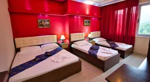 Alvero Hotel - Image 2
