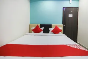 Hotel O Red Velvet Siddhi Vinayak - Image 3