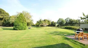 No 3 Willow Lodge - Image 3
