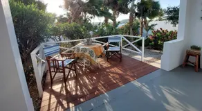 2 sets of friends getaway - Image 4
