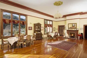 Boutique Hotel Warwick House - Image 4