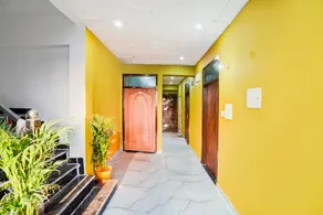 Hotel O by OYO Sunrise - Image 4