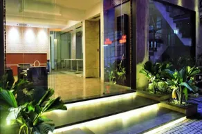 Hotel Prowell Crown - Image 3