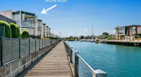 Azure Bliss - Majestic Apartment on the Water - Image 5