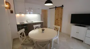 Flores Garden - Menada Apartments - Image 4