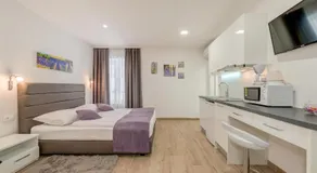 Apartments Villa Tudor - Image 2