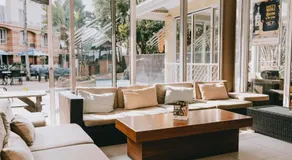 The Riverside Hotel - Image 4