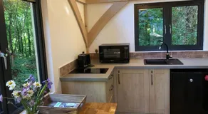 Foxes Hollow - Woodland Cabin - Alfriston - Image 5