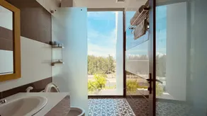 Spotlight hotel - Image 4
