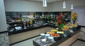 Skala Traveling Hotel - Image 3