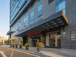 Huzhou Hotel - Image 4